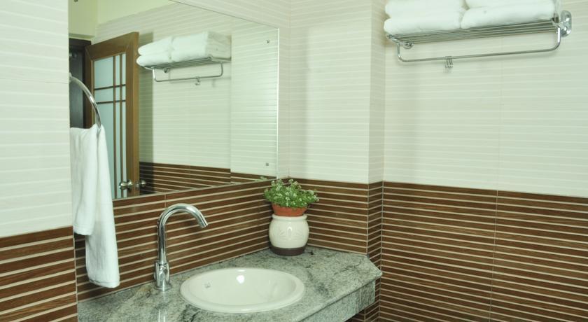 Moments Hotel Kolkata Exterior photo